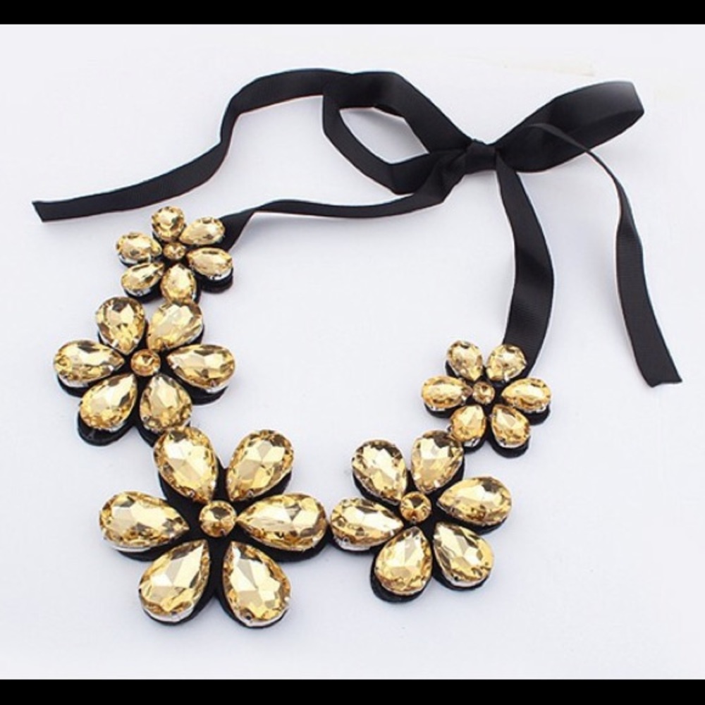 Big Rhinestone 🌼 Choker Ribbon Statement Necklace - Picture 11 of 14